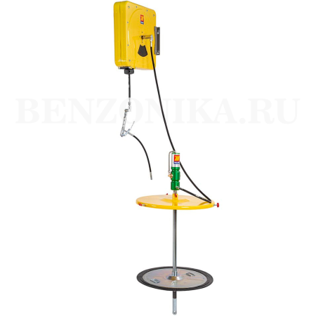 013-1138-C15 Meclube (Италия) - Комплект настенный с пневмонасосом для смазки, 60:1, с закрытой катушкой