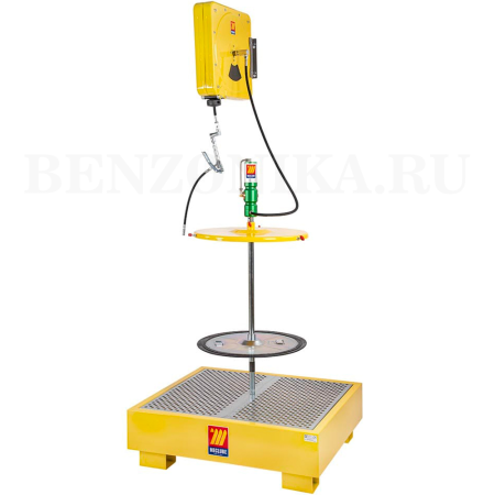 013-1932-015 Meclube (Италия) - Комплект настенный с пневмонасосом для смазки, 60:1, с закрытой катушкой 15 м. Резервуар для сбора